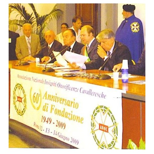 Bandiere, labari e mantelli personalizzati
